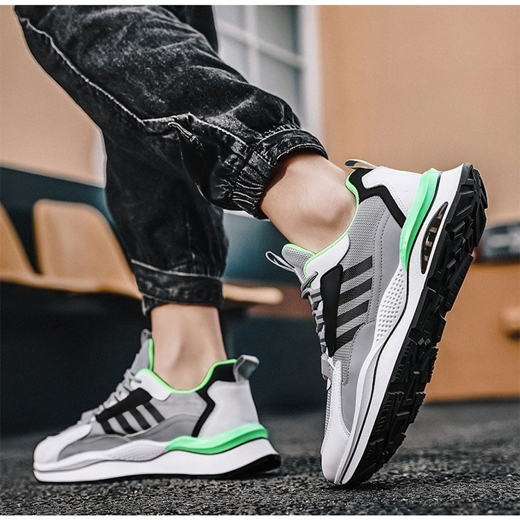 รองเท้าผ้าตาข่ายเสริมส้นผู้ชายรุ่นใหม่ แมคช์ง่าย ระบายอากาศได้ดี